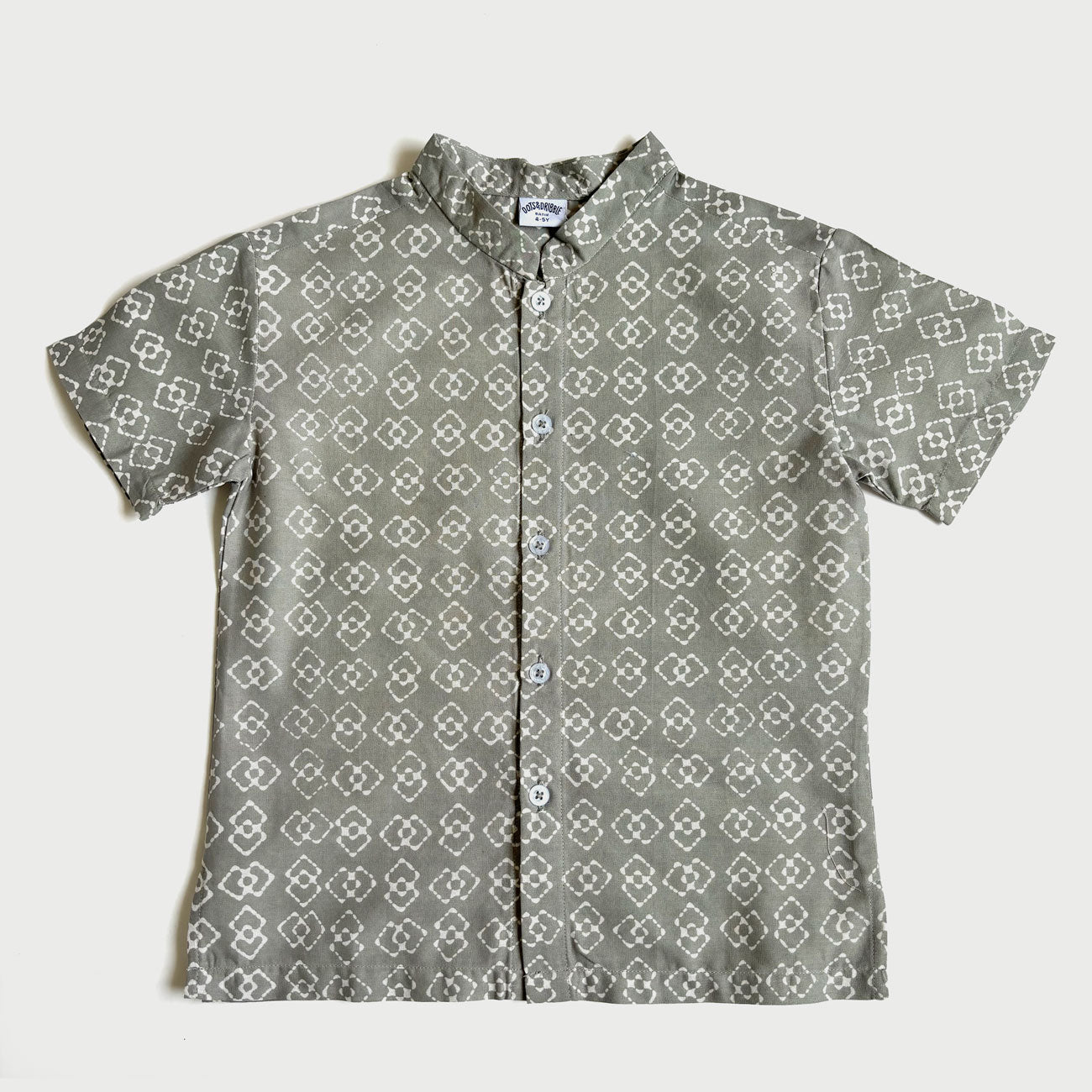 Gray boys batik shirt with link designs