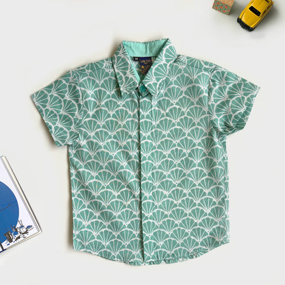 Batik shirt with scallop motif